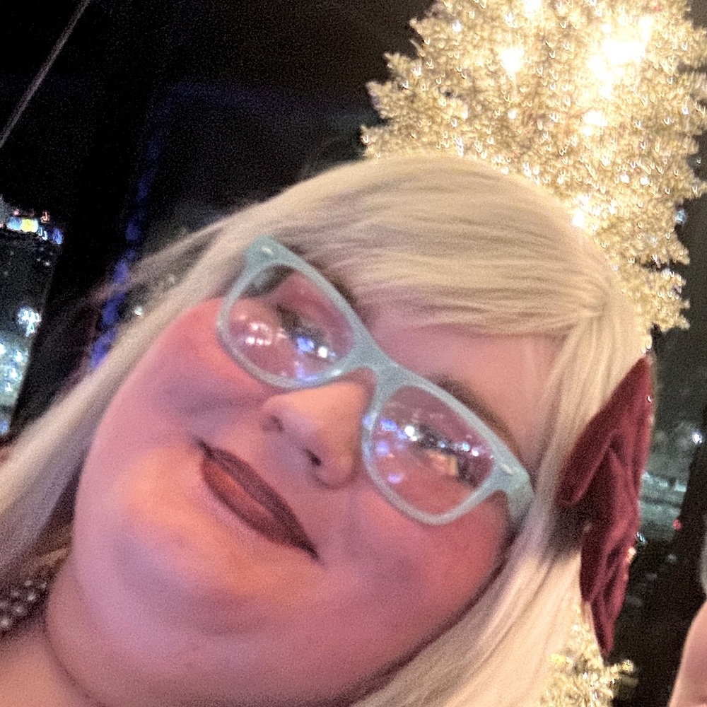 Meet your Posher, Cary